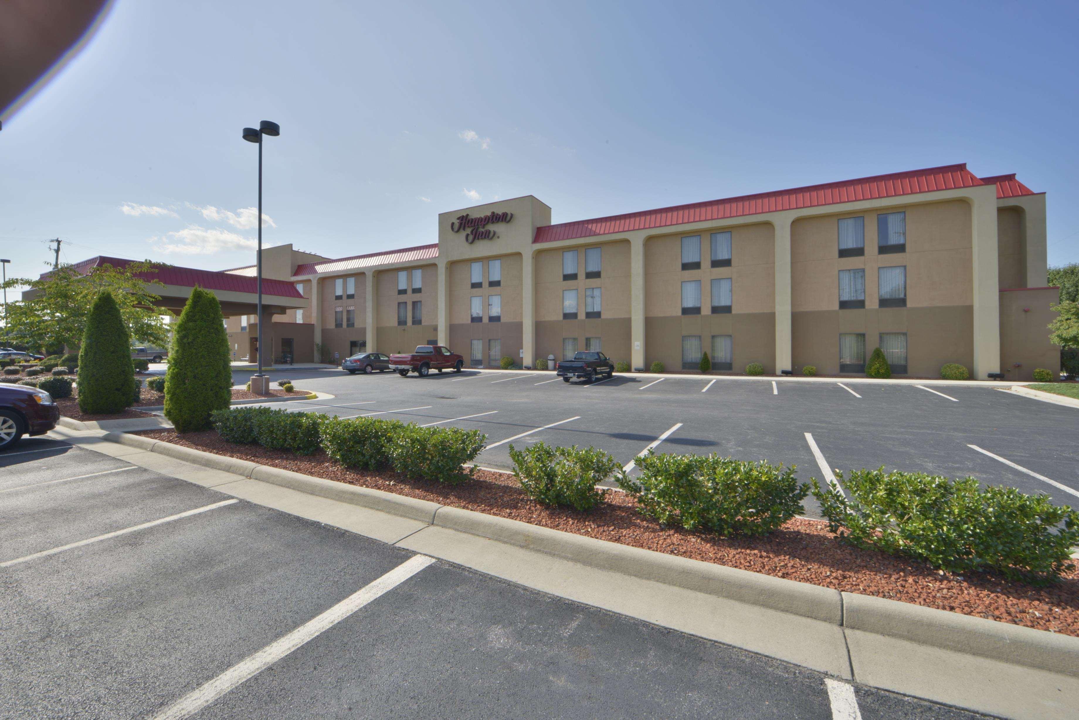Hampton Inn ווית'וויל מראה חיצוני תמונה