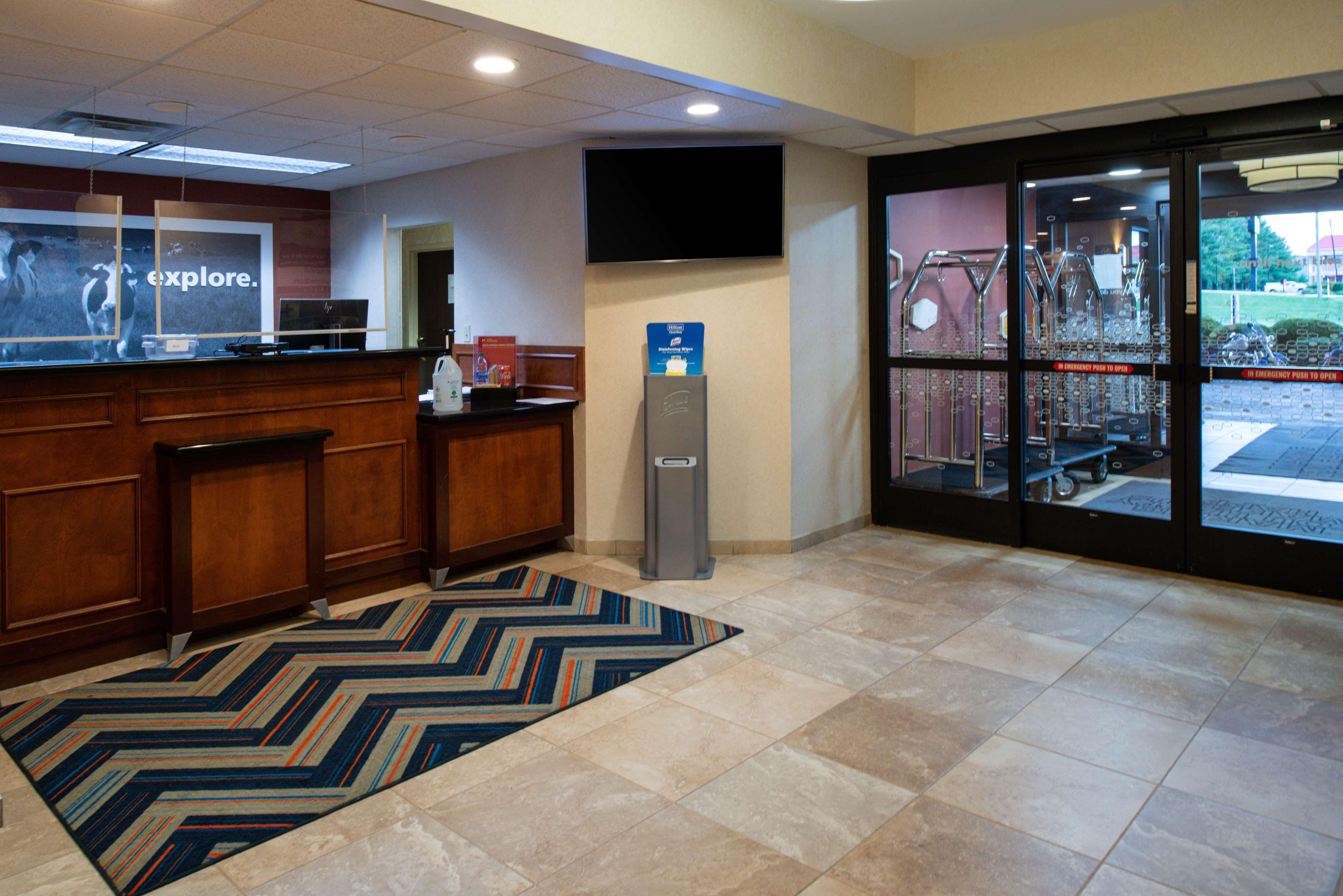 Hampton Inn ווית'וויל מראה חיצוני תמונה