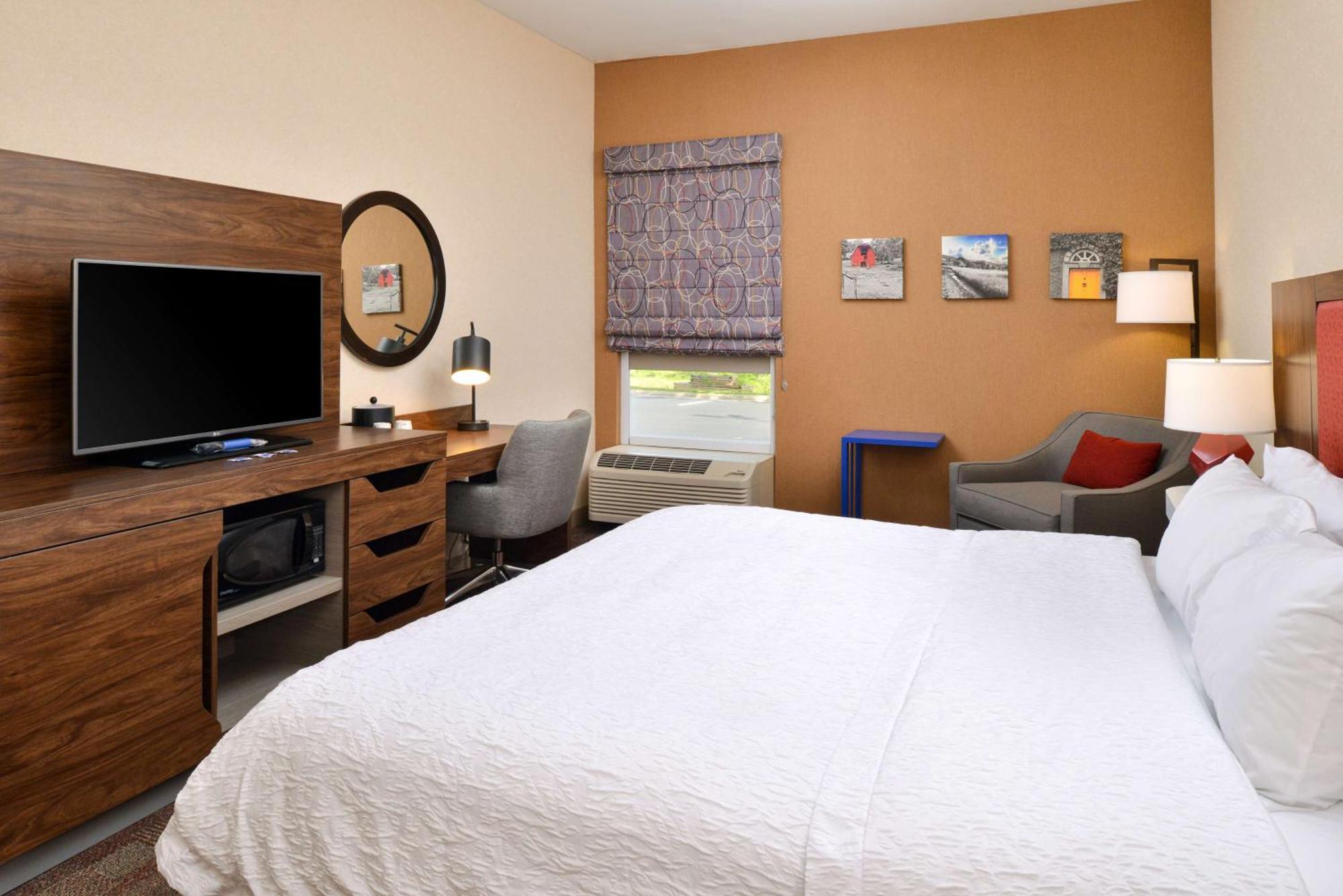 Hampton Inn ווית'וויל מראה חיצוני תמונה