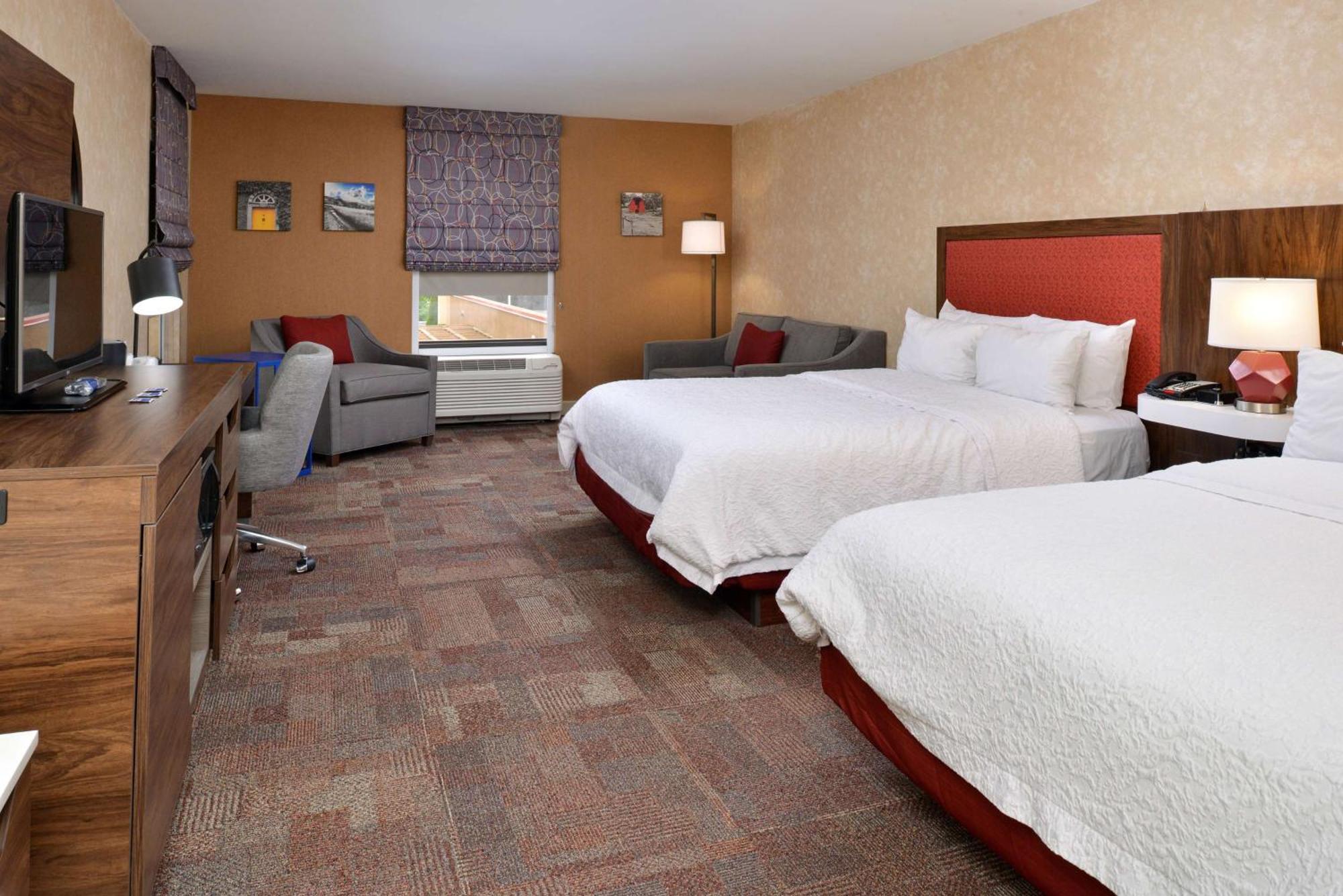Hampton Inn ווית'וויל מראה חיצוני תמונה